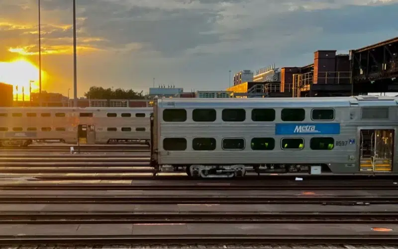 train metra chicago