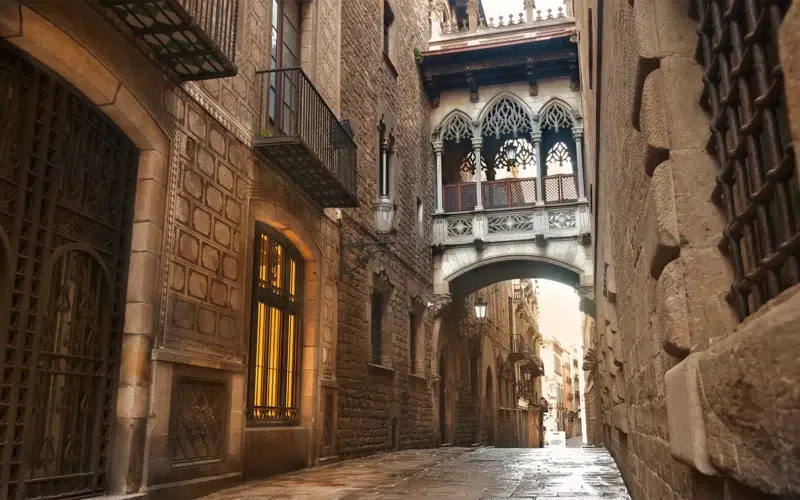 Pont del Bisbe - quartier gothique de barcelone